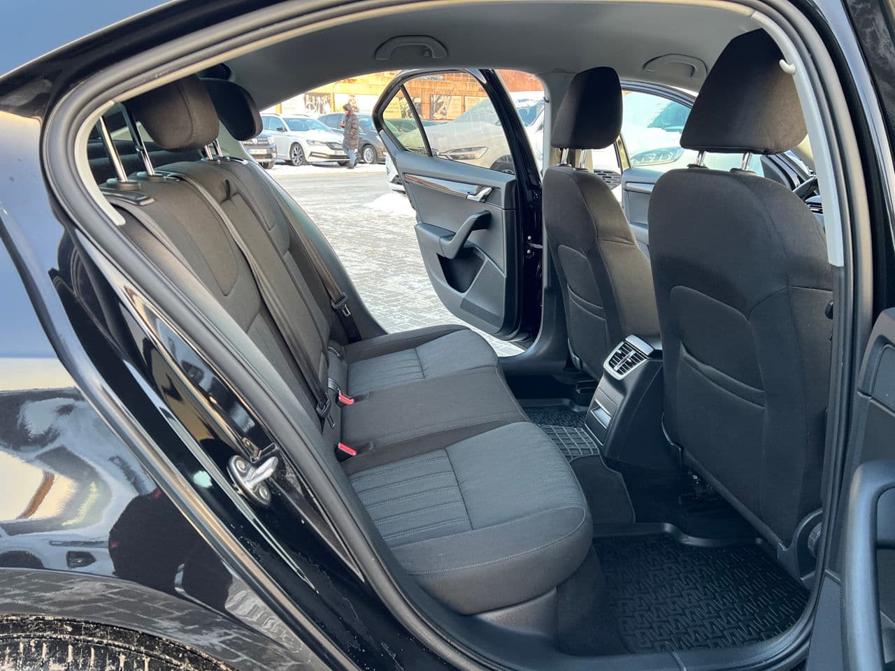 Skoda Octavia 2018 — Миниатюра 13