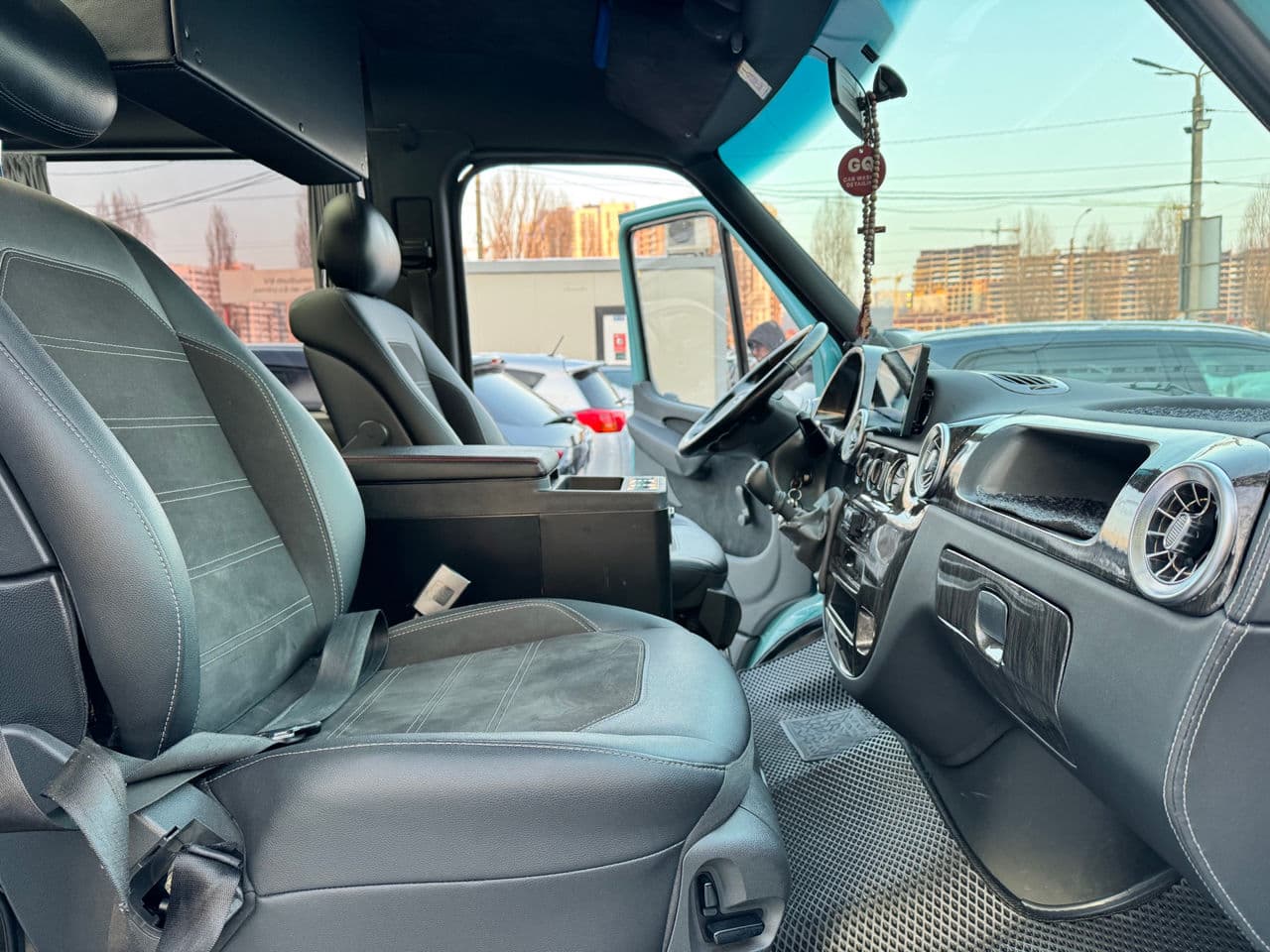 2005 Mercedes Sprinter — Miniatură 13