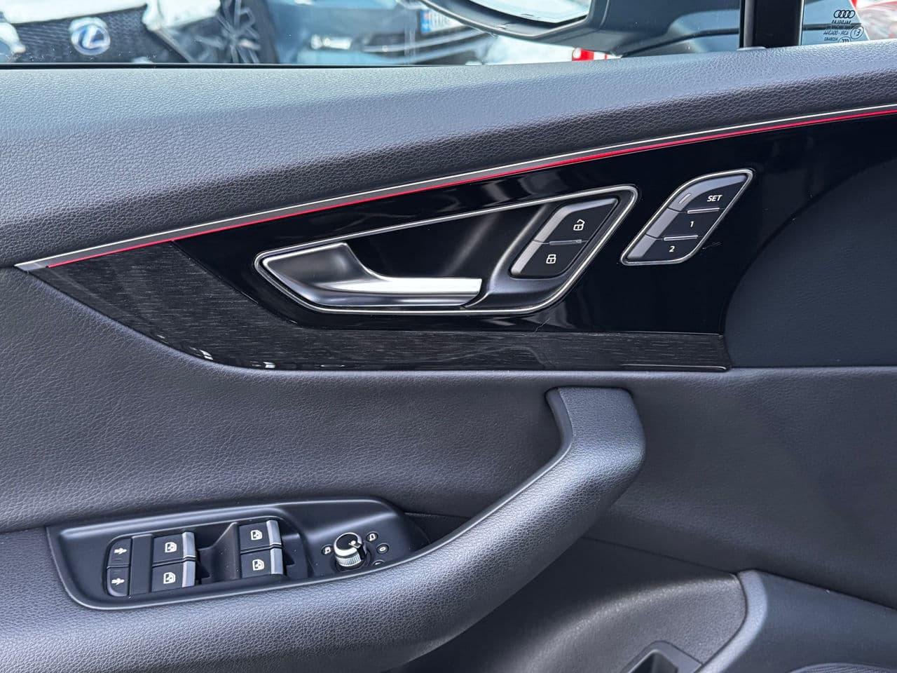 2015 Audi Q7 — Miniatură 20