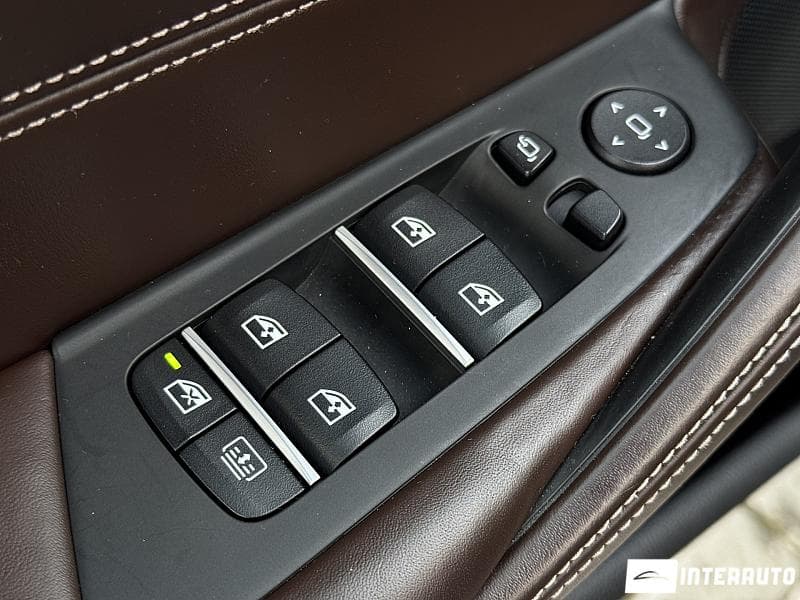 2018 BMW 520 — Miniatură 17