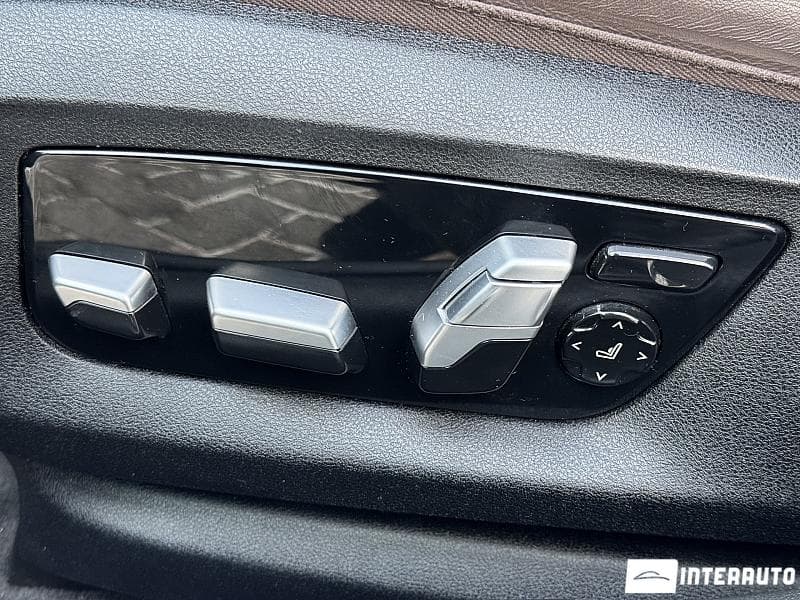 2018 BMW 520 — Miniatură 19