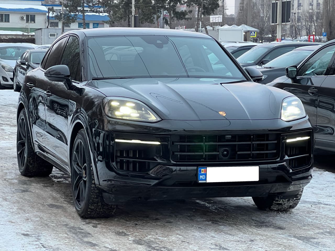 2024 Porsche Cayenne E-Hybrid Coupe — Miniatură 3