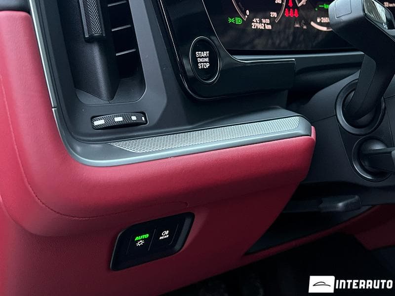 2024 Porsche Cayenne E-Hybrid Coupe — Miniatură 10