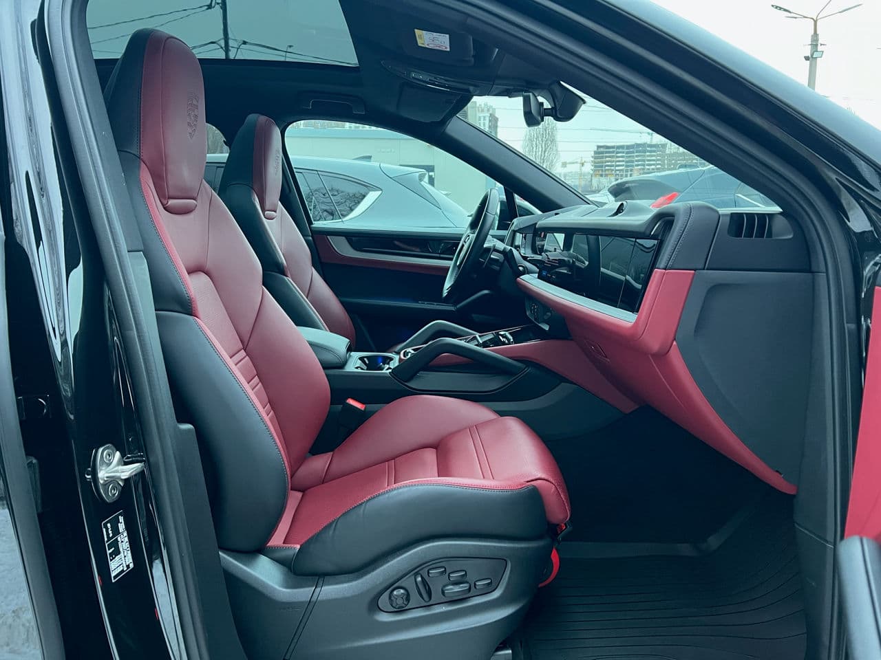2024 Porsche Cayenne E-Hybrid Coupe — Miniatură 22