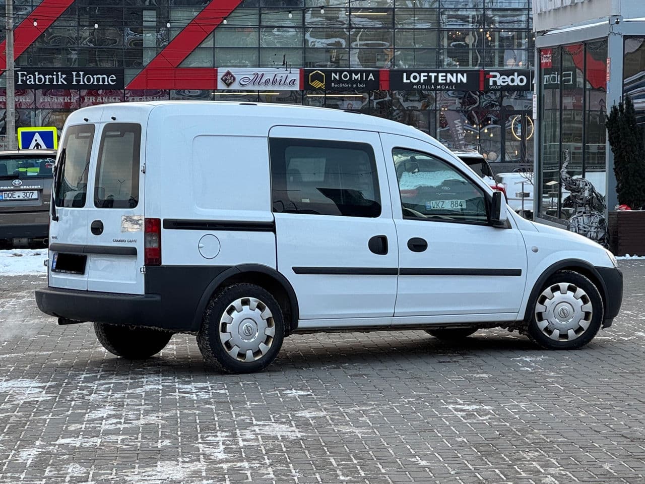 Opel Combo 2010 — Миниатюра 3