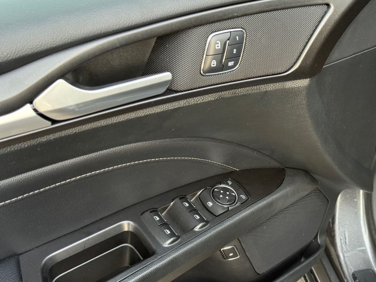Ford Fusion 2016 — Миниатюра 8