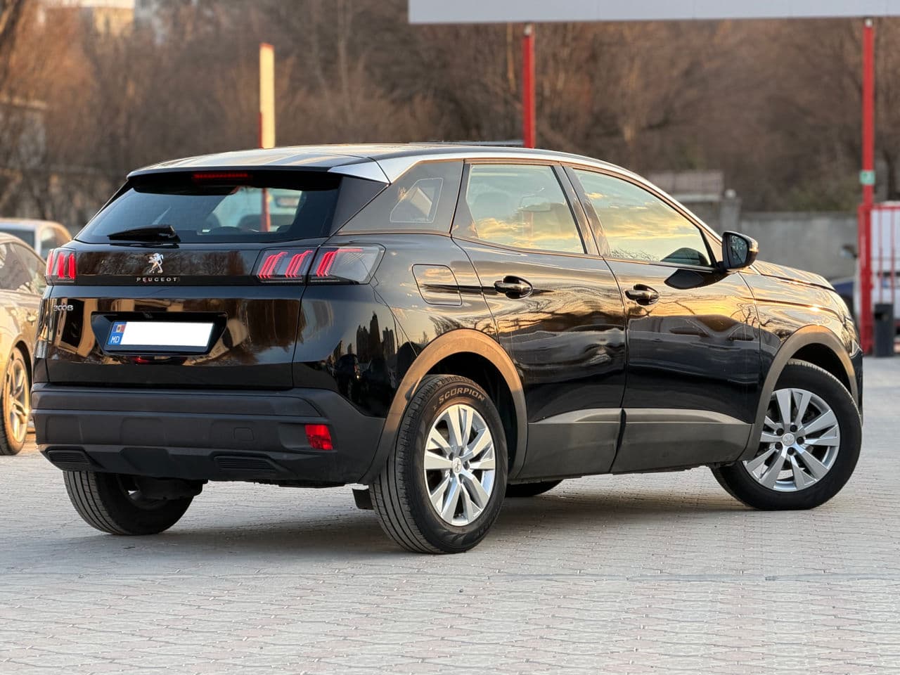 2021 Peugeot 3008 — Miniatură 2