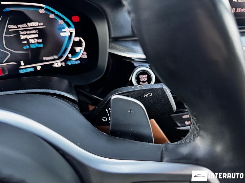 2022 BMW 530e — Miniatură 23