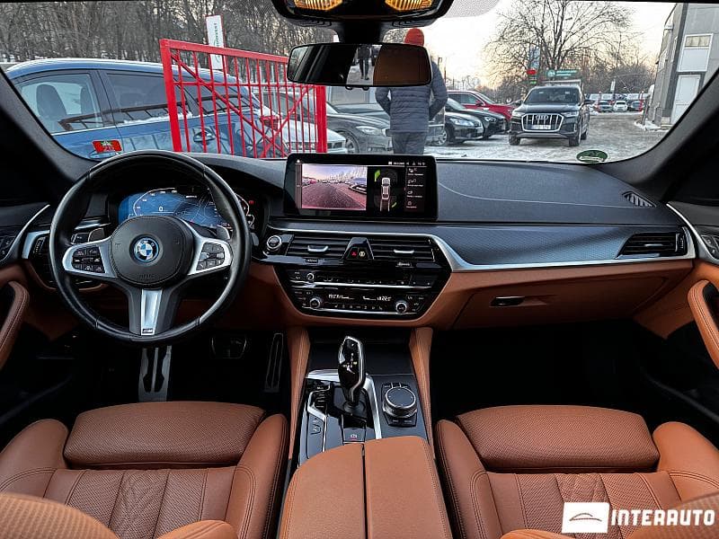 2022 BMW 530e — Miniatură 7