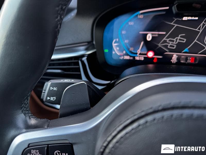 2022 BMW 530e — Miniatură 22