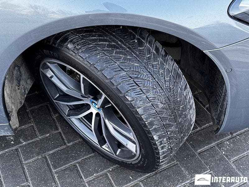 2022 BMW 530e — Miniatură 19