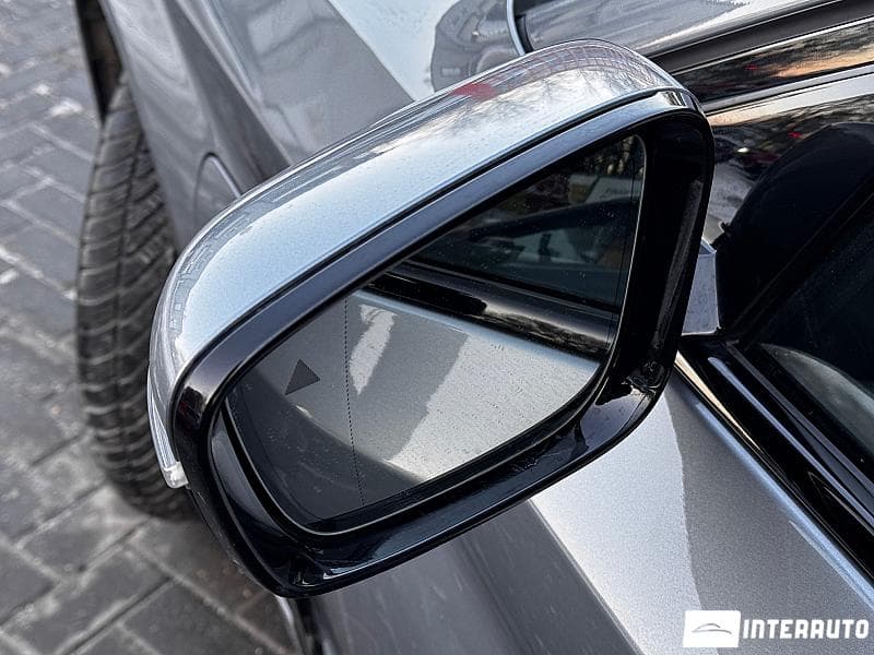2022 BMW 530e — Miniatură 21