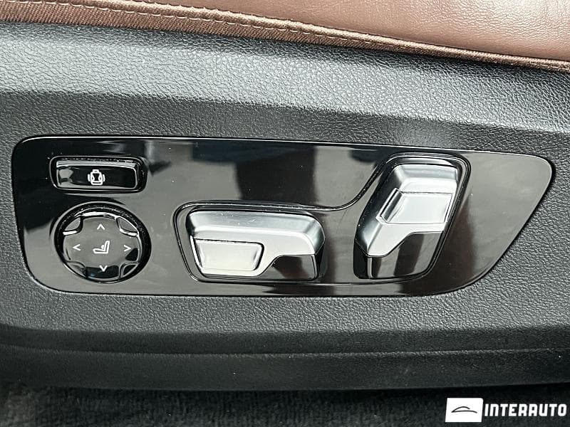 2020 BMW X5 4.5e — Miniatură 14
