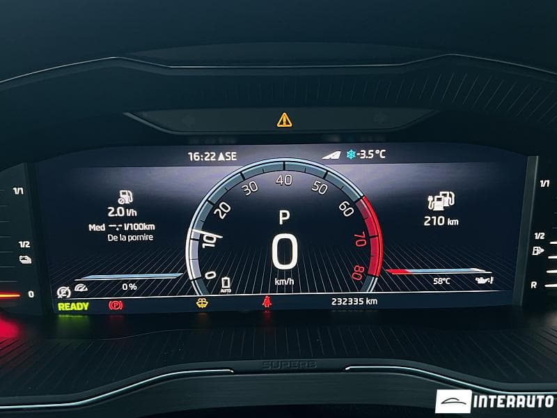 2021 Skoda Superb — Miniatură 11
