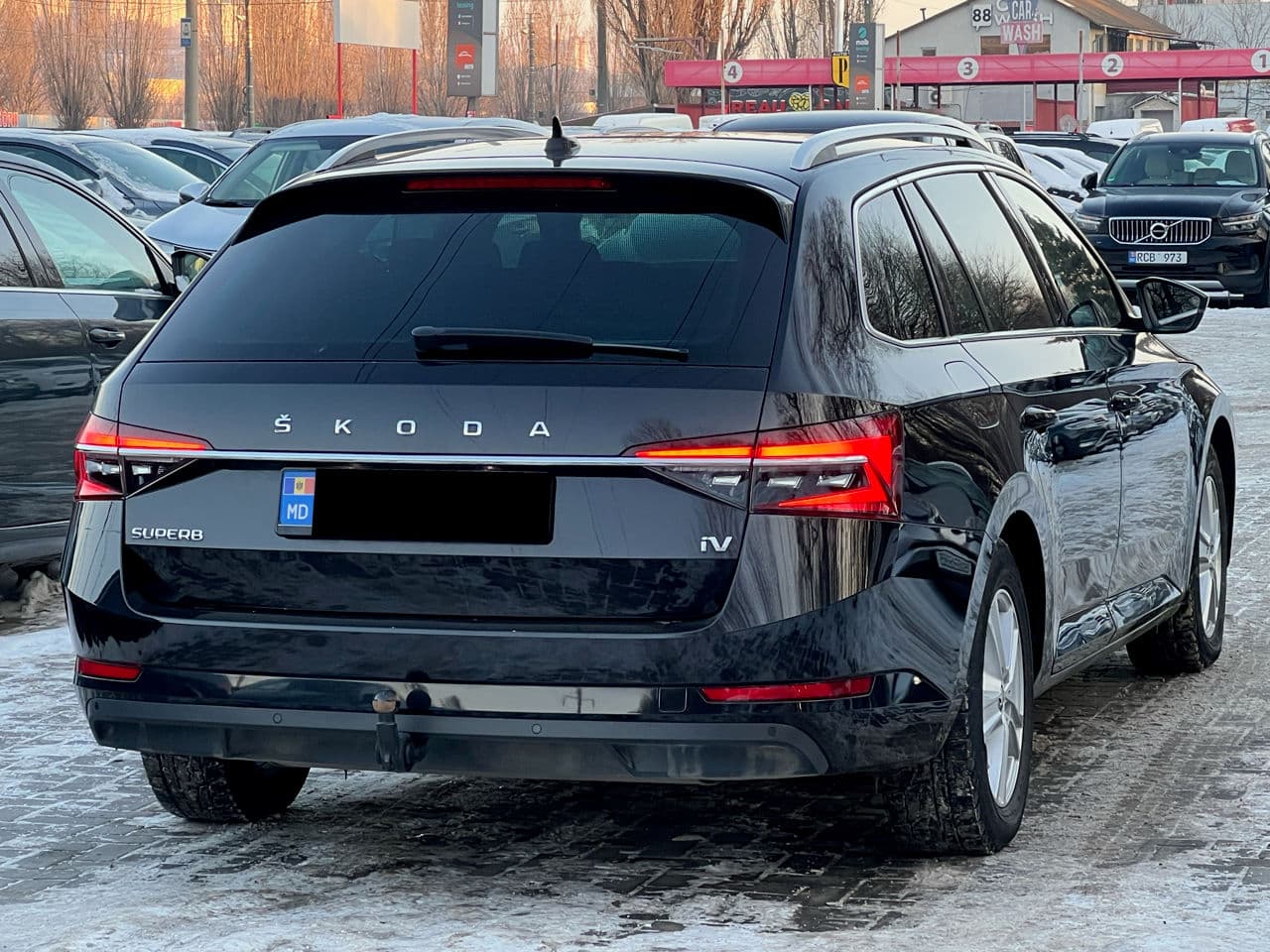 2021 Skoda Superb — Miniatură 2