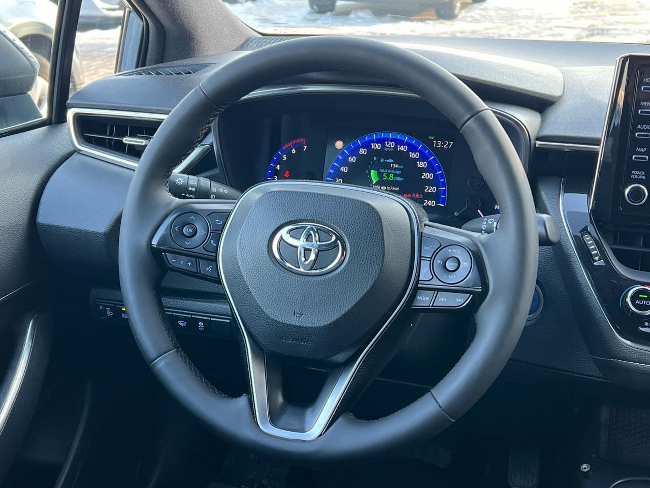 Toyota Corolla 2019 — Миниатюра 9