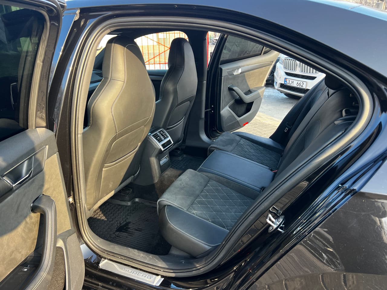 2023 Skoda Superb — Miniatură 18