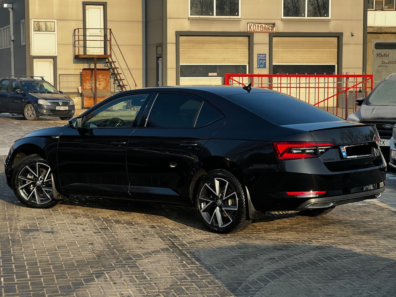 2023 Skoda Superb — Miniatură 3