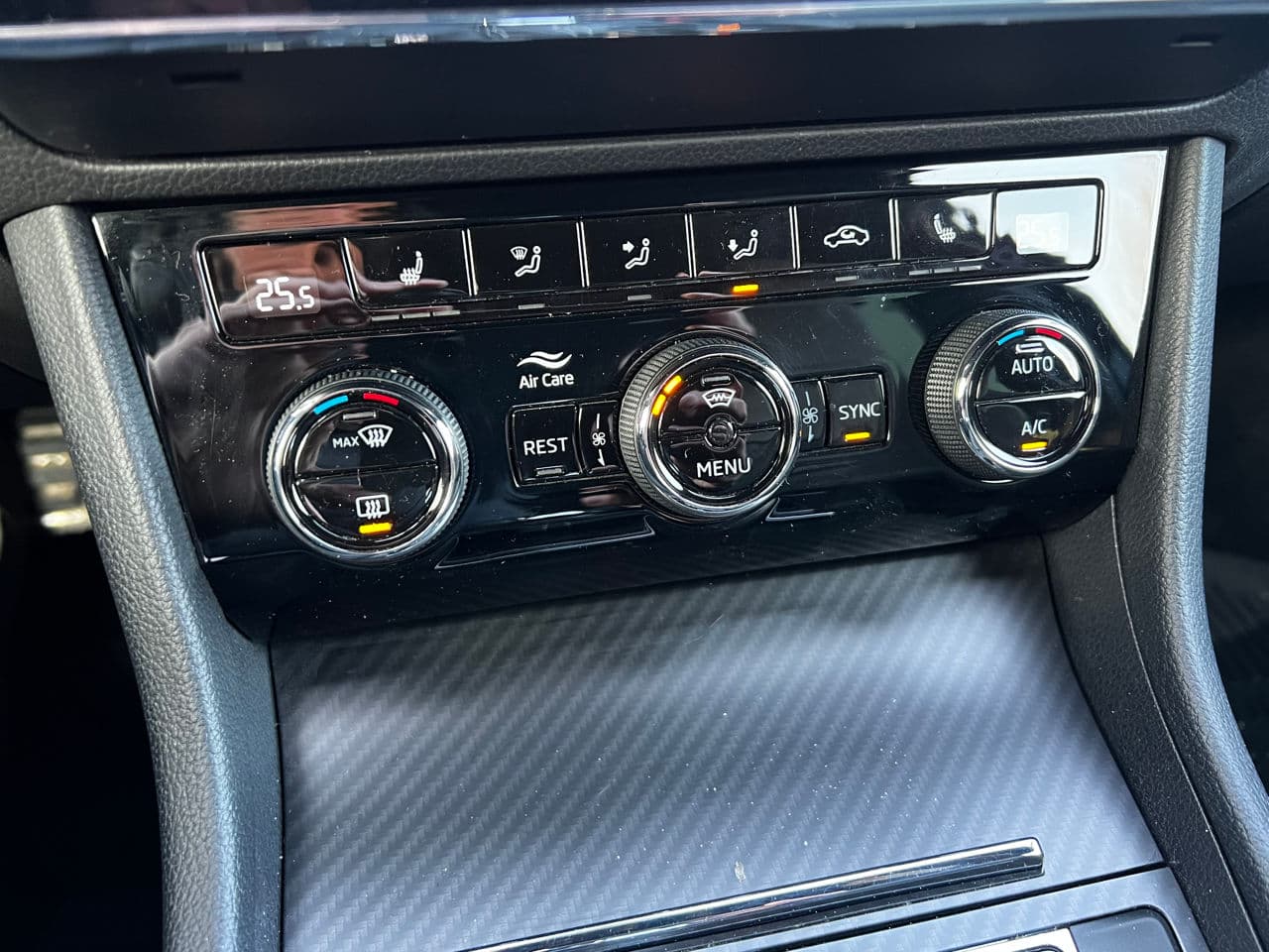 2023 Skoda Superb — Miniatură 12