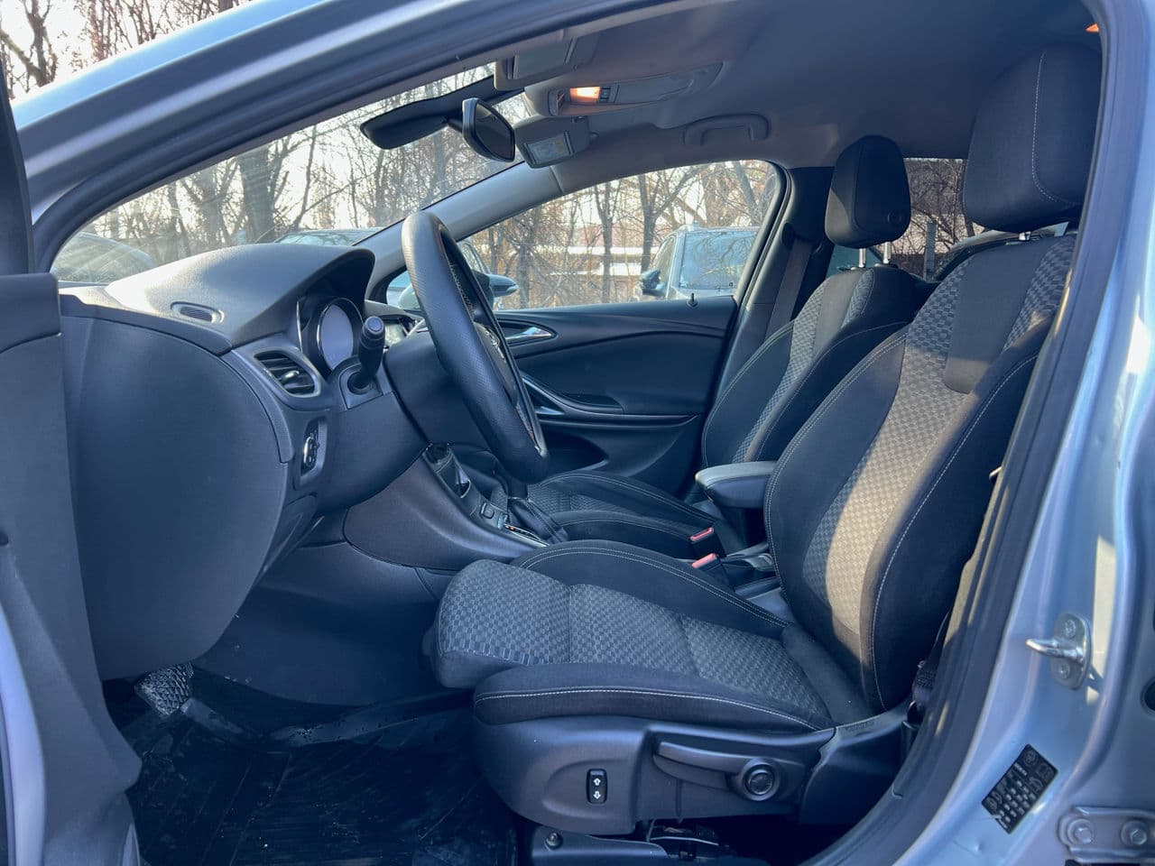 Opel Astra 2016 — Миниатюра 5