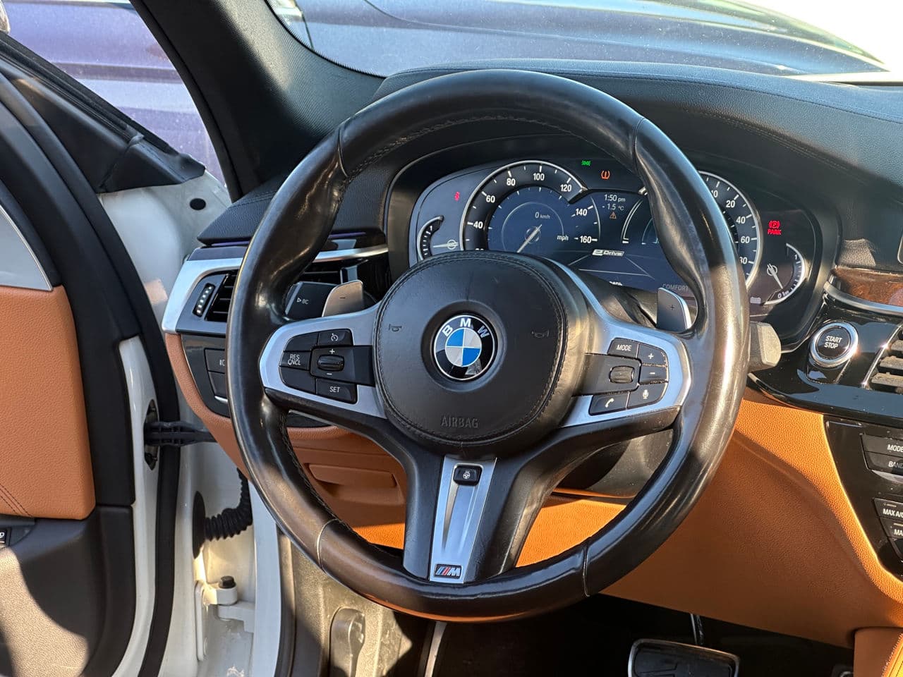 2017 BMW 530e — Miniatură 8