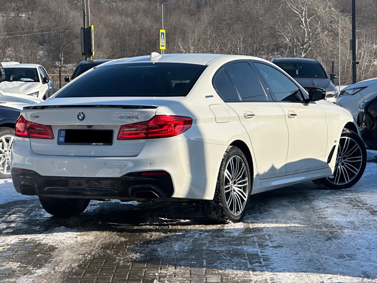 2017 BMW 530e — Miniatură 3