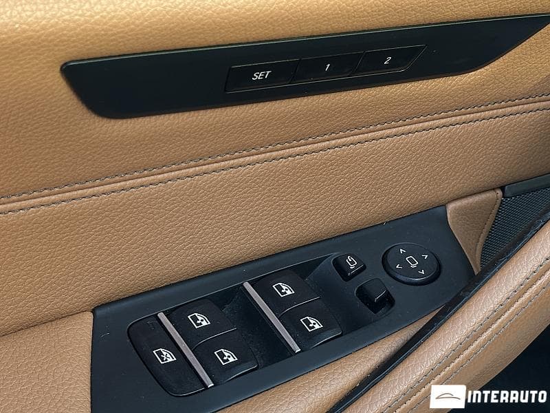 2017 BMW 530e — Miniatură 19