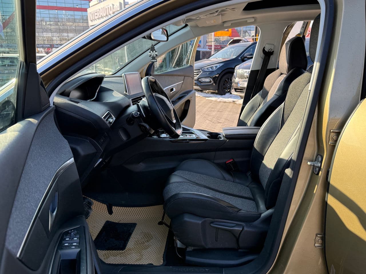 2018 Peugeot 3008 — Miniatură 5