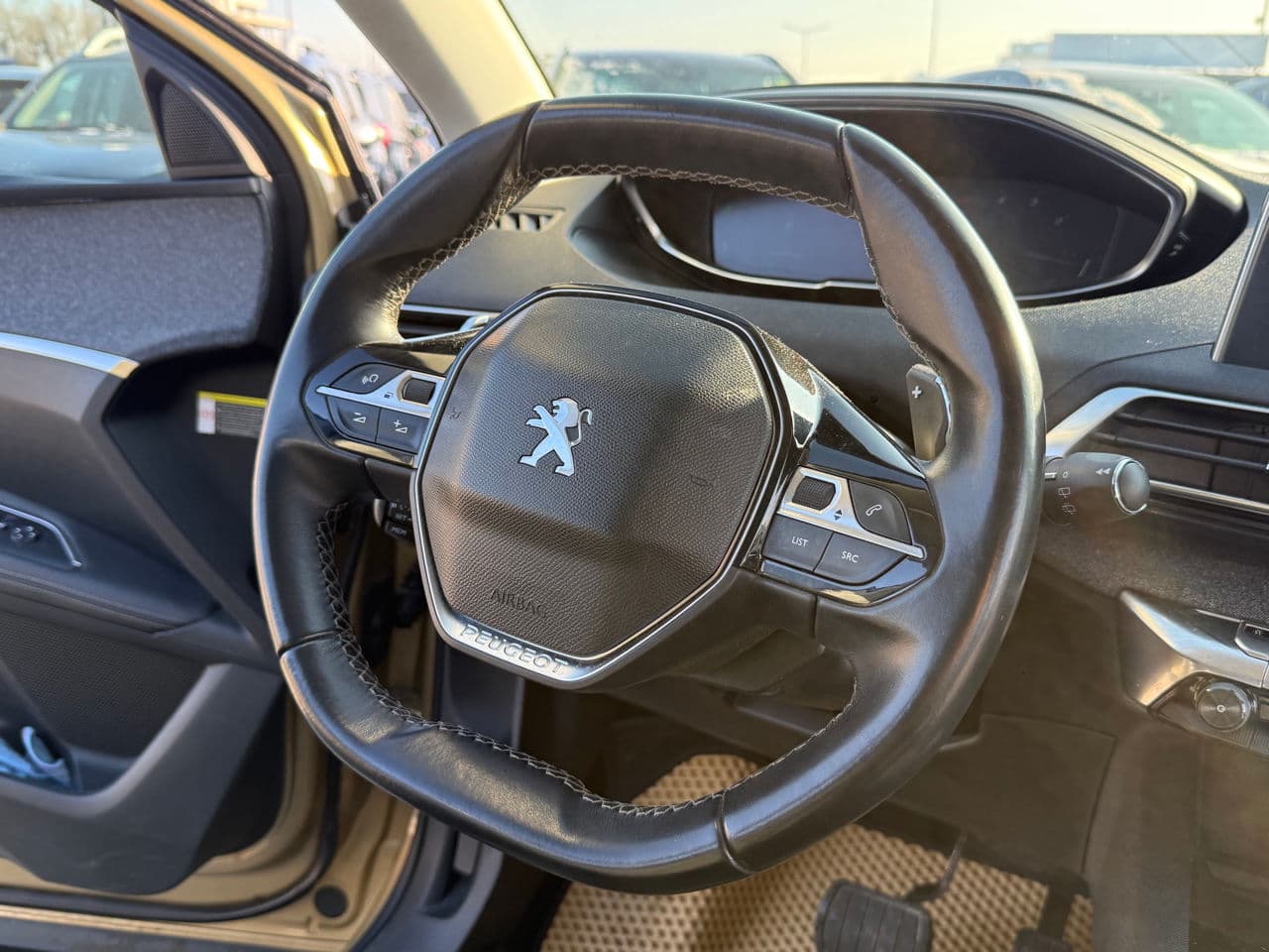 2018 Peugeot 3008 — Miniatură 7