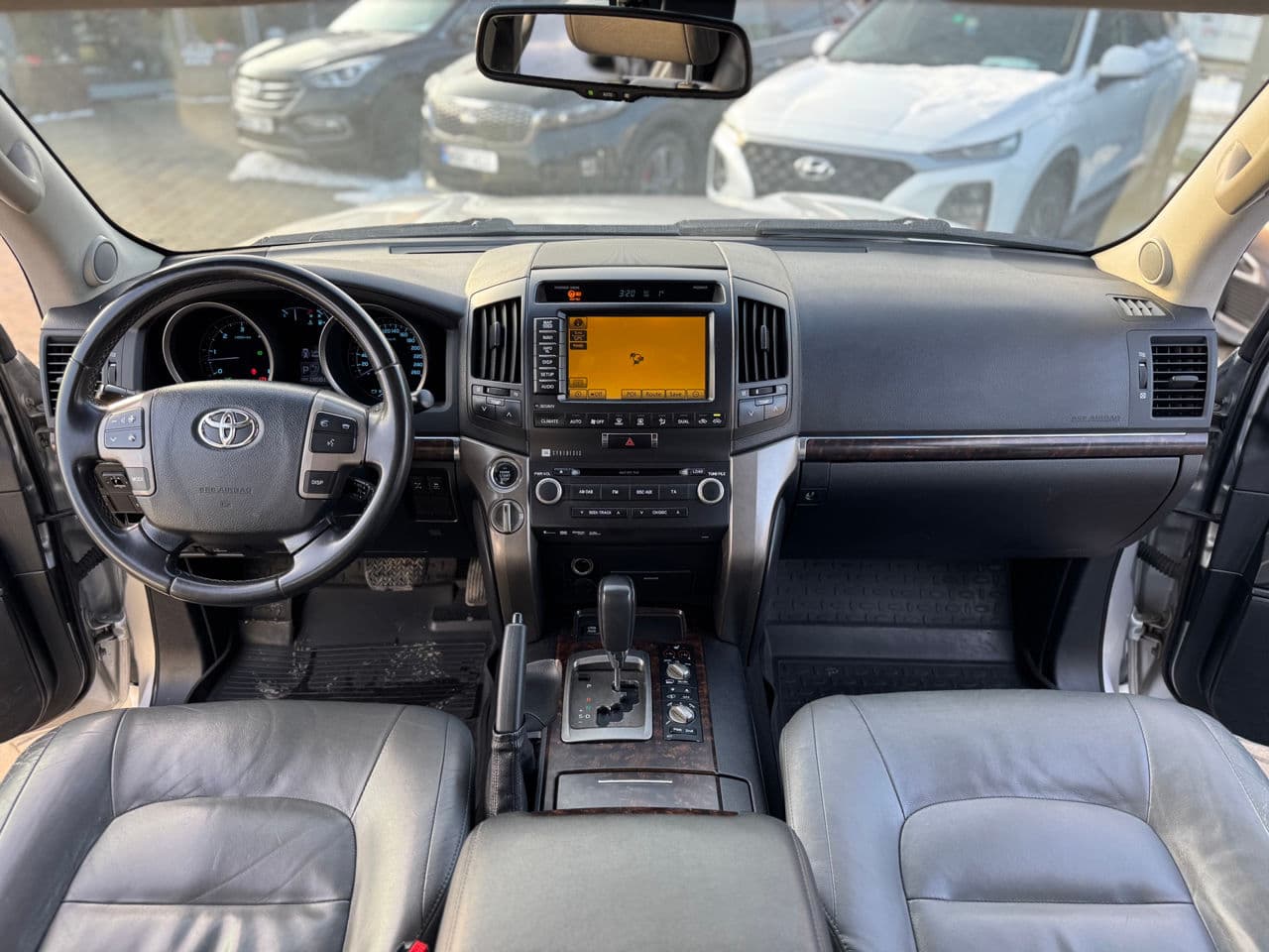 2010 Toyota Land Cruiser — Miniatură 6