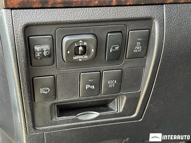 2010 Toyota Land Cruiser — Miniatură 20