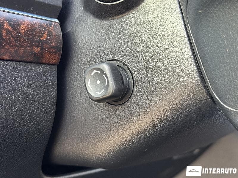 2010 Toyota Land Cruiser — Miniatură 21