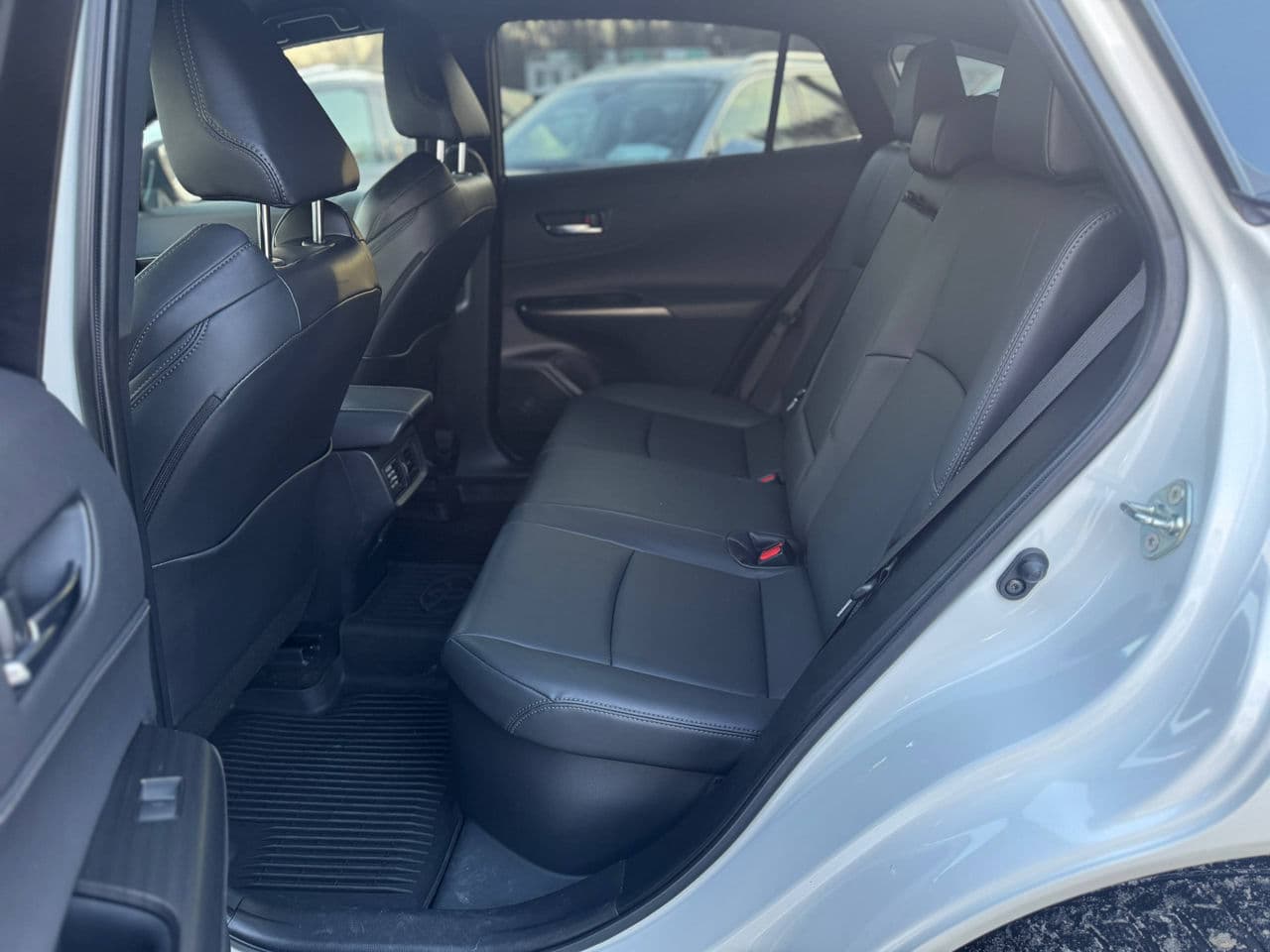 2022 Toyota Venza — Miniatură 14