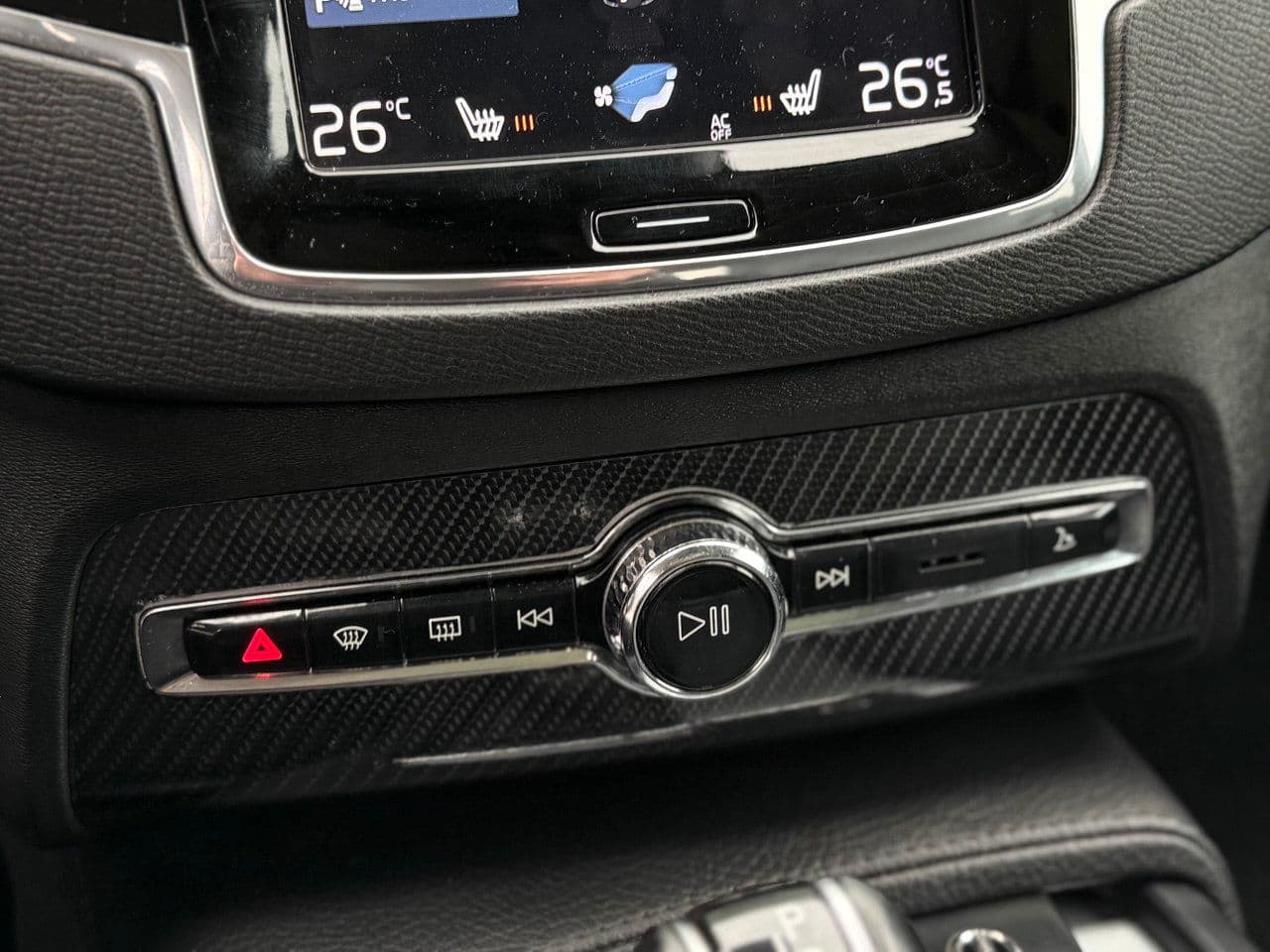 Volvo XC 90 2018 — Миниатюра 14
