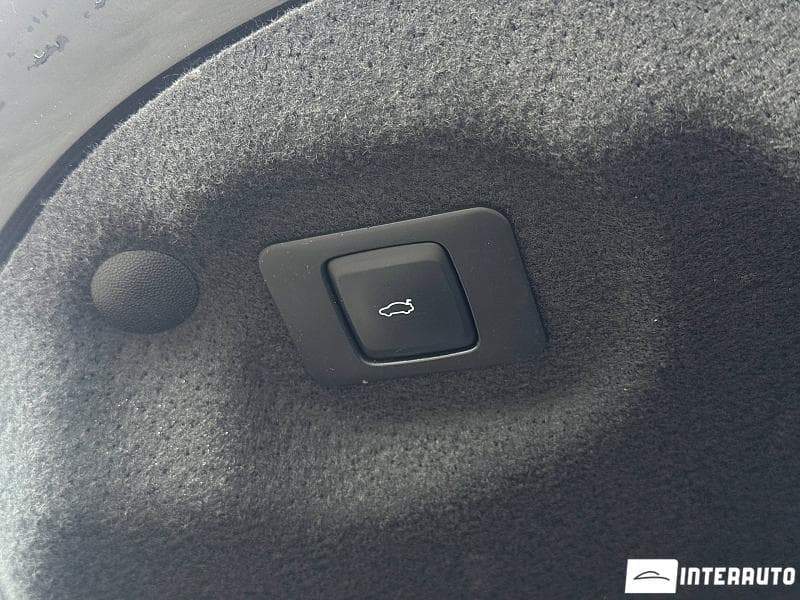2018 Lincoln MKZ — Miniatură 19