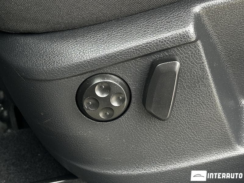 2021 Volkswagen Sharan — Miniatură 20