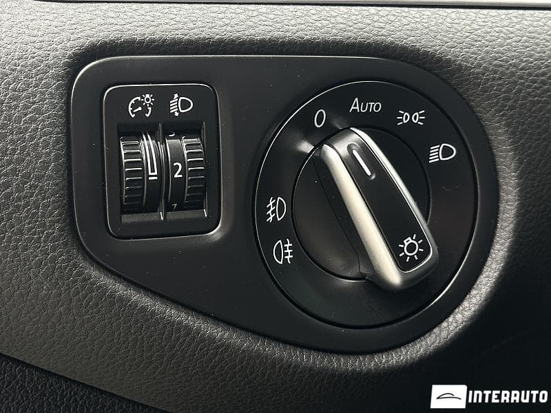 2021 Volkswagen Sharan — Miniatură 19