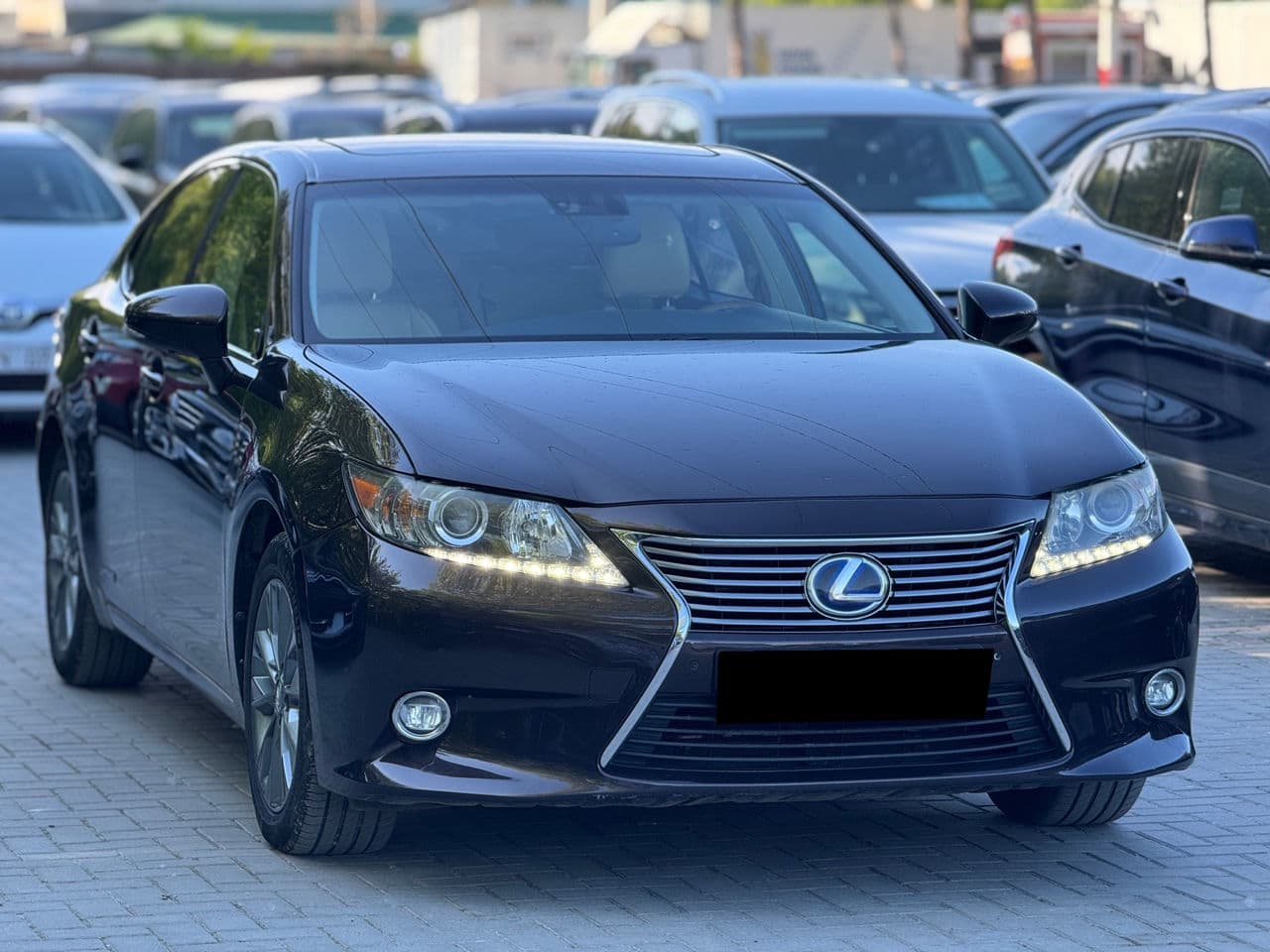 2012 Lexus ES 300h — Miniatură 3