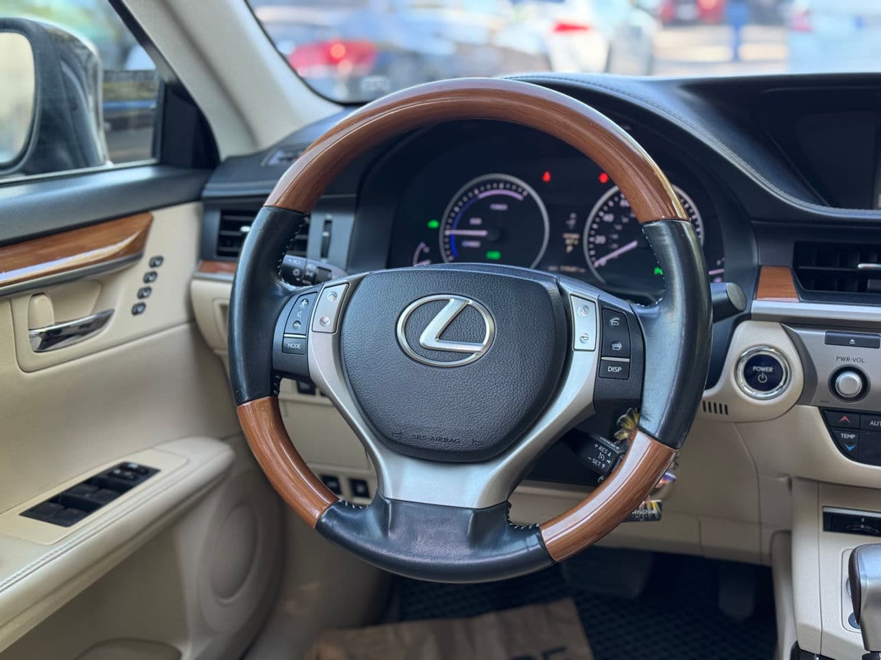 2012 Lexus ES 300h — Miniatură 12
