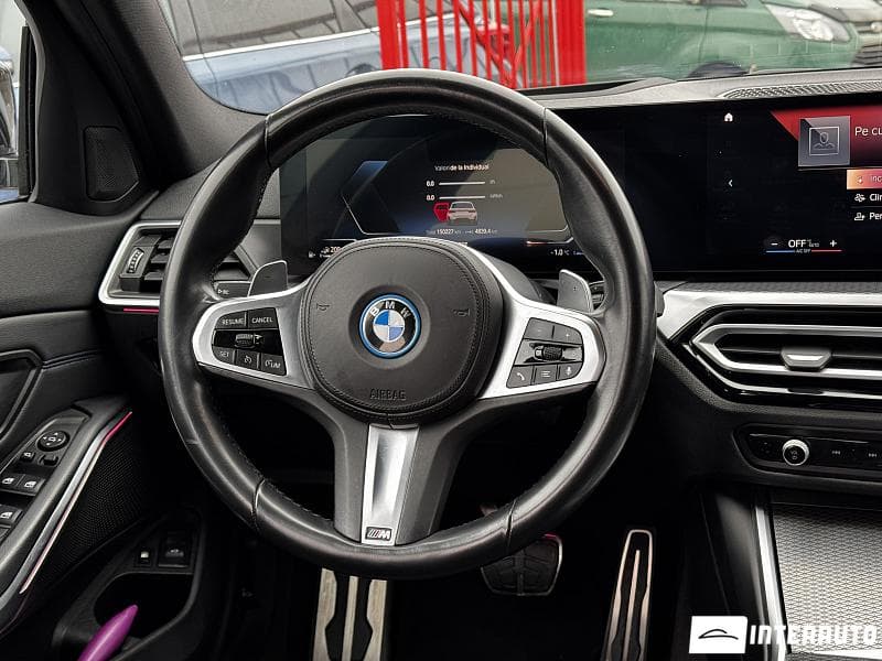 2022 BMW 320E — Miniatură 9