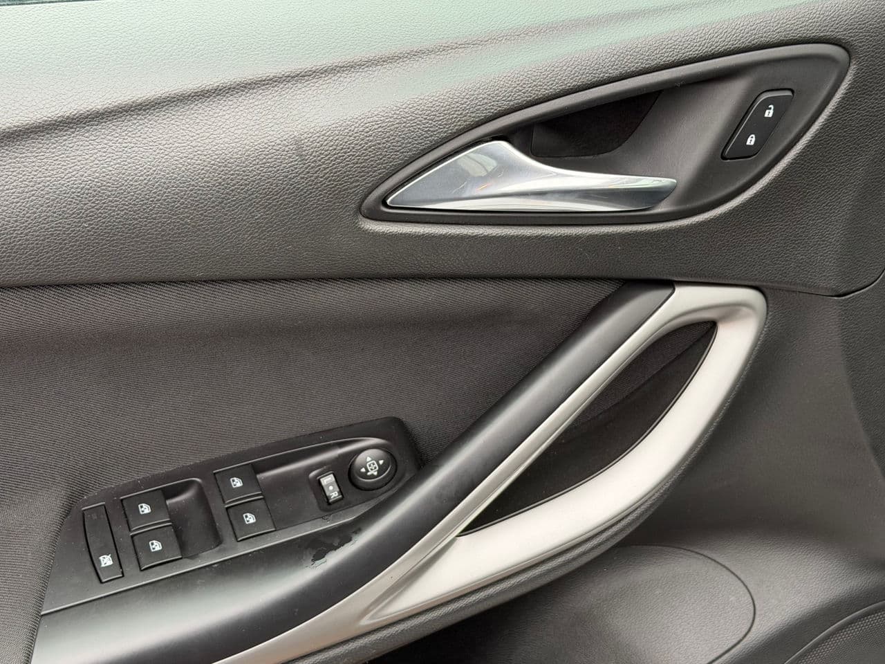 2020 Opel Astra — Miniatură 6