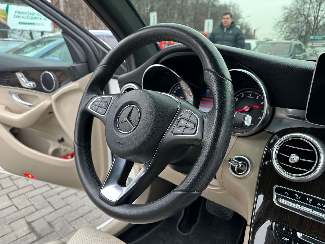 2018 Mercedes GLC 350e — Miniatură 8