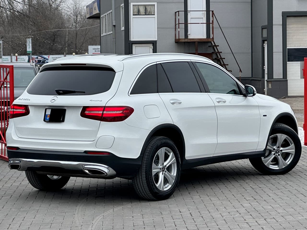 2018 Mercedes GLC 350e — Miniatură 3