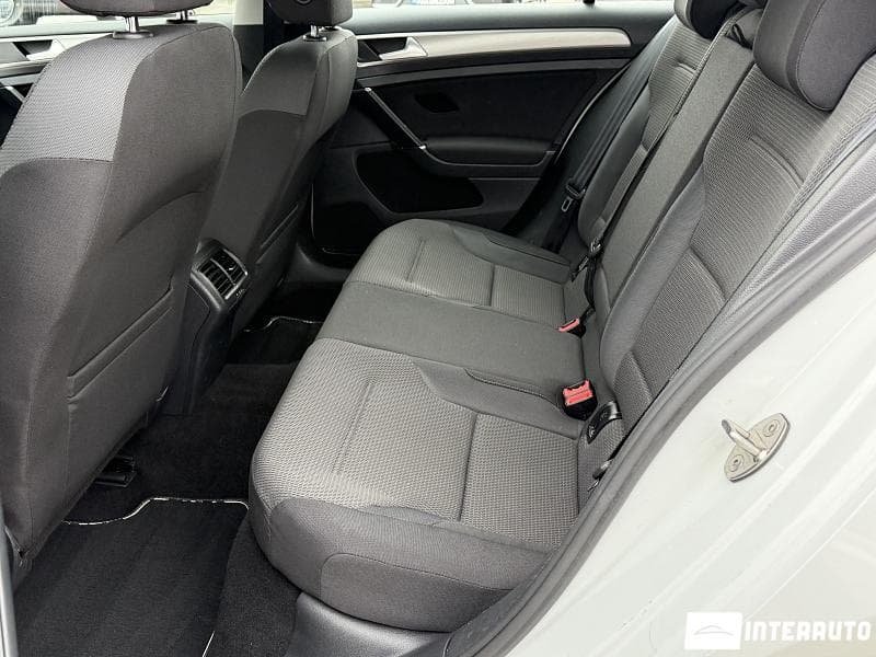 2016 Volkswagen Golf — Miniatură 14