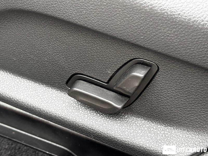 2019 Mercedes GLC 200 — Miniatură 21