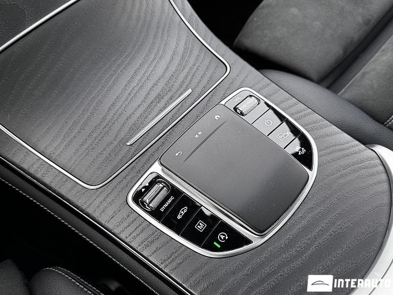 2019 Mercedes GLC 200 — Miniatură 14