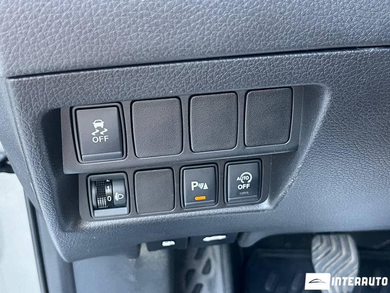 2015 Nissan X-Trail — Miniatură 15