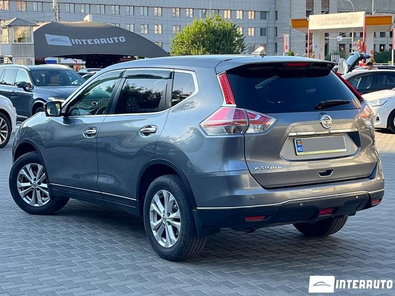 2015 Nissan X-Trail — Miniatură 4