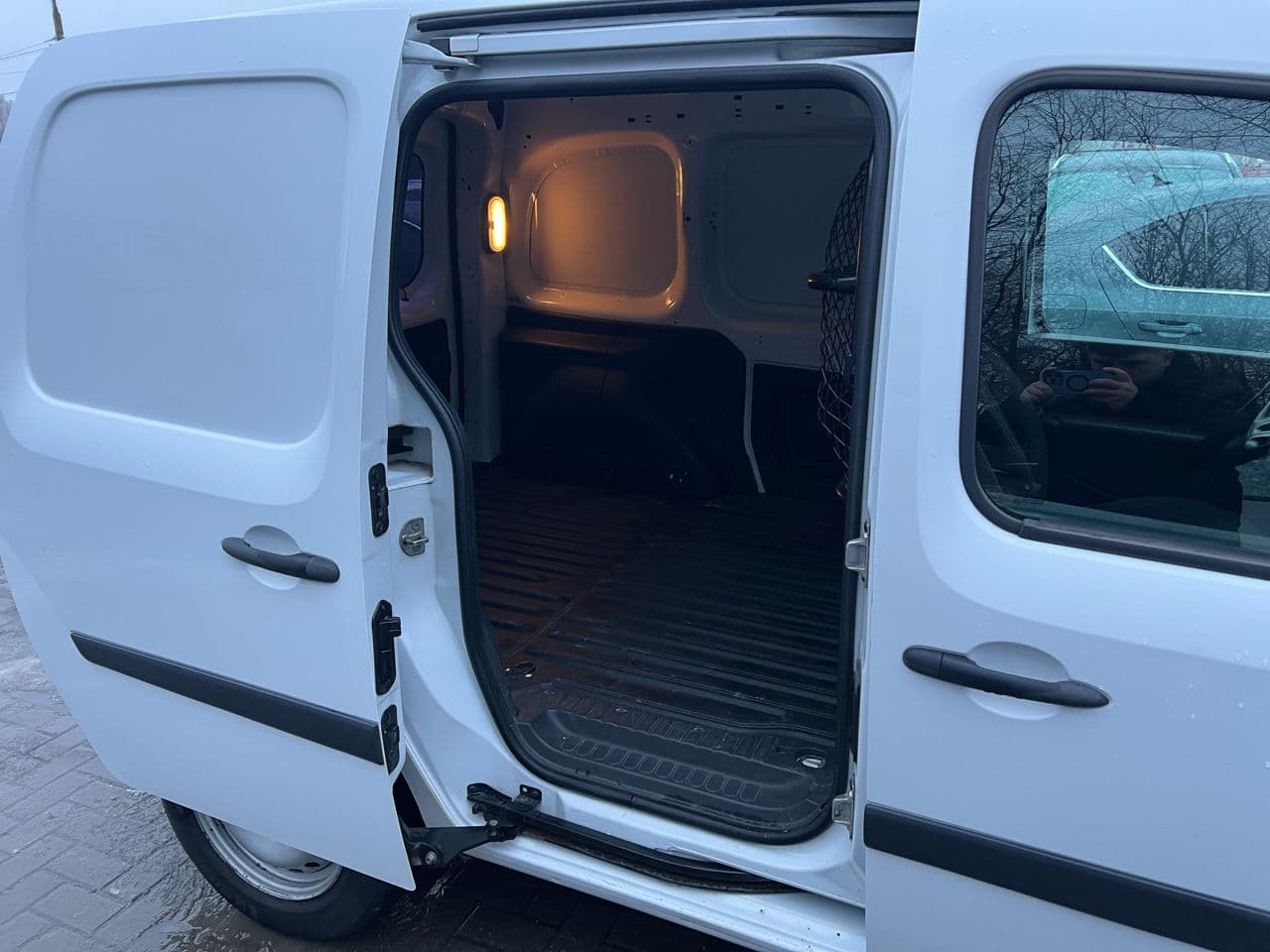 2015 Renault Kangoo — Miniatură 16