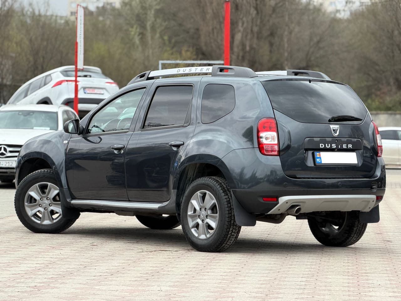 2015 Dacia Duster — Miniatură 3
